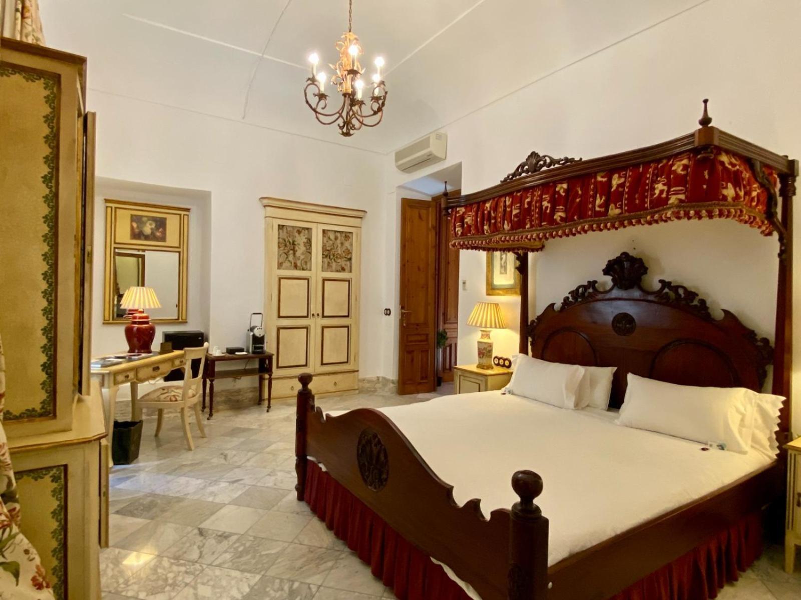 Hotel Boutique Conde De La Corte 사프라 외부 사진