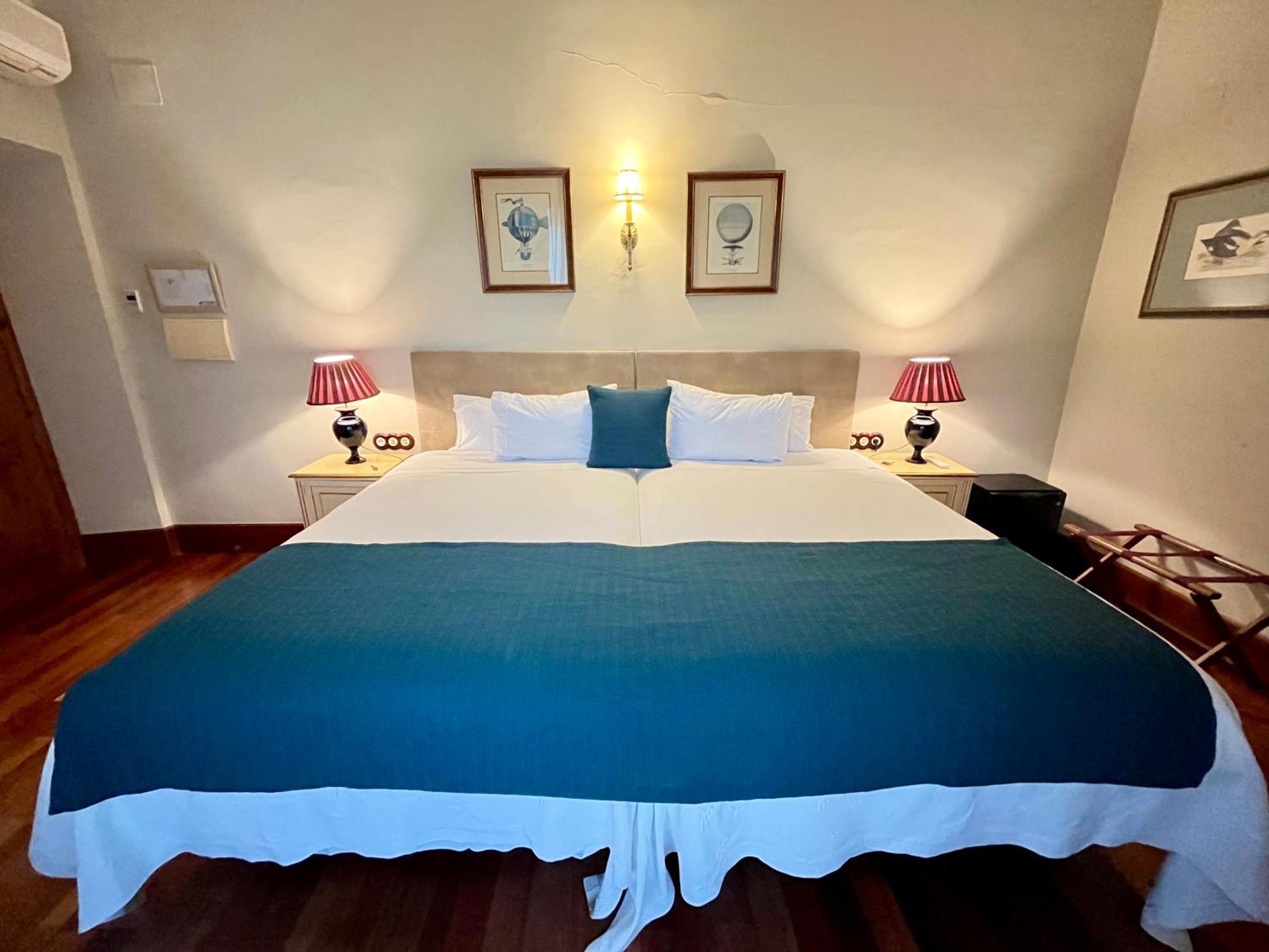 Hotel Boutique Conde De La Corte 사프라 외부 사진